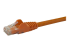 StarTech.com 10m CAT6 Ethernet Cable, 10 Gigabit Snagless RJ45 650MHz 100W PoE Patch Cord, CAT 6 10GbE UTP Network Cable w/Strain Relief, Orange, Fluke Tested/Wiring is UL Certified/TIA - Närbild